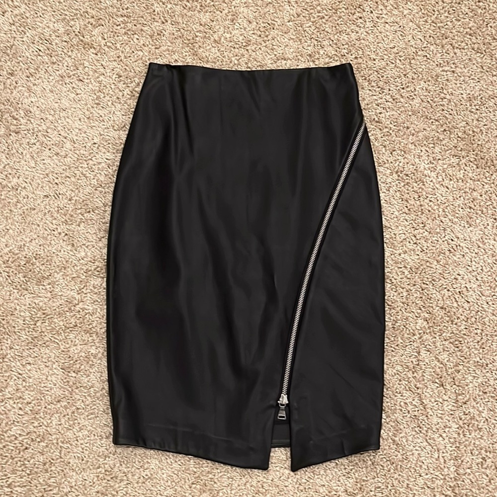 Express black faux leather skirt